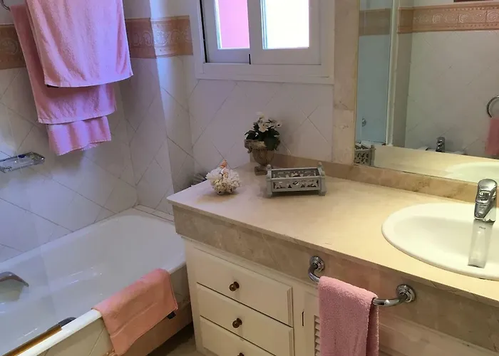 Luxury In 5 Star Urbanization Appartement *