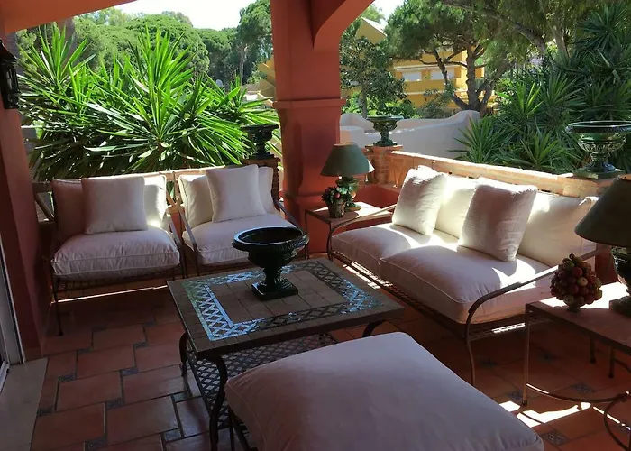 Luxury In 5 Star Urbanization Appartement